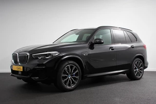 BMW X5 BMW X5 xDrive45e M Sport High Executive 394pk | Lederen Bekleding | Schuif-Panorama dak | Navigatie | Lichtmetalen velgen 20