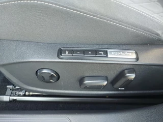 Volkswagen Golf Volkswagen GOLF 1.5 TSI Life Business - afbeelding nr 13