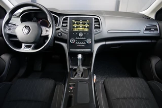 Renault Mégane Estate Renault Megane Estate 1.3 TCe Limited, aut. keyless, CarPlay - afbeelding nr 4