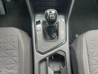 Volkswagen Tiguan Volkswagen Tiguan 1.5 TSI Life 2022 Trekhaak 20 inch N.A.P - afbeelding nr 25
