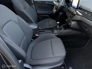 Ford Focus Ford Focus Wagon 1.0 EcoBoost Hybrid ST Line Business - afbeelding nr 9