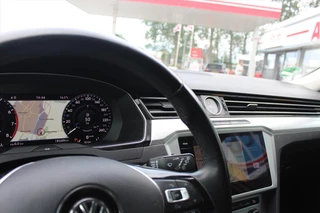 Volkswagen Passat Volkswagen Passat 1.4 TSI 125pk BMT Comfortline Business | Orig. NL | Trekhaak | Virtual dashboard | Carplay | - afbeelding nr 32