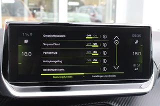 Peugeot 208 Peugeot 208 1.2 100PK GT | NAVIGATIE | APPLE CARPLAY/ANDROID AUTO | DODEHOEK DETECTIE | FULL LED KOPLAMPEN | CLIMATE CONTROL | 3-D INSTRUMENTENPANEEL | 17