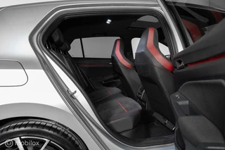 Volkswagen Golf Volkswagen Golf 2.0 TSI GTI Clubsport PANO|CARPLAY|DODEHOEK| - afbeelding nr 18