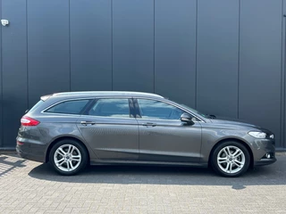 Ford Mondeo Ford Mondeo Wagon 1.5 Titanium LED Navi Cruise PDC Sfeerlicht Trekhaak - afbeelding nr 2