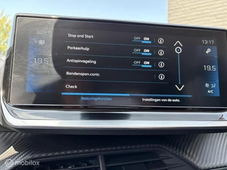 Peugeot 208 Peugeot 208 1.2 PureTech 100 Allure Pack navigatie en carplay Led koplampen cruise control Led koplampen - afbeelding nr 28