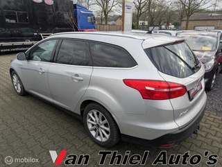 Ford Focus Ford Focus Wagon 1.5 zilver Edition navi cruis - afbeelding nr 3