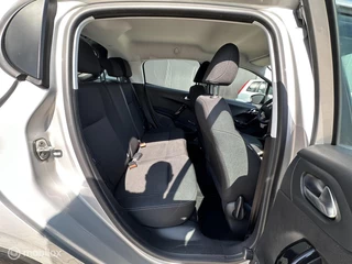 Peugeot 208 Peugeot 208 1.2 PureTech Active | CRUISE | NAVI | AIRCO | - afbeelding nr 10