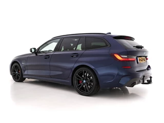 BMW 3 Serie BMW 3 Serie Touring 330e Business Edition Plus M-Sportpack (INCL-BTW) *PANO | VERNASCA-FULL-LEATHER | HEAD-UP | FULL-LED | DIGI-COCKPIT | NAVI-FULLMAP | HEATED-SPORTSEATS | HIFI-SOUND | CAMERA | AMBIENT-LIGHT | TOWBAR | 19''ALU* - afbeelding nr 4