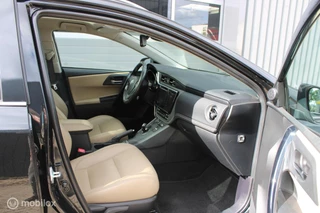Toyota Auris Toyota Auris Touring Sports 1.8 Hybrid Lease pro | Beige Leer | Panoramadak | Full Led | Parkeersensoren. - afbeelding nr 8