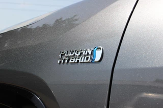 Toyota RAV4 Toyota RAV4 2.5 Plug-in Hybrid AWD // 12-2022 - Trekhaak - Camera - Elek. bestuurderstoel - Stoelverwarming - HUD - Navi - CarPlay & Android Auto - afbeelding nr 7