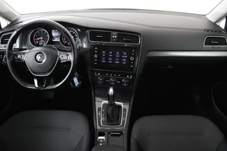 Volkswagen Golf Volkswagen Golf 1.0 TSI Comfortline Automaat (NAVIGATIE, CARPLAY, STUURBEDIENING, PARKEERSENSOREN, CLIMA) - afbeelding nr 3