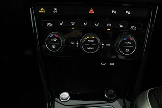 Volkswagen T-Roc Volkswagen T-Roc 1.5 TSI Sport | Virtual Cockpit | Camera | Navi | - afbeelding nr 9