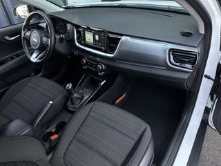 Kia Stonic Kia Stonic 1.0 T-GDi DynamicPlus Line / Carplay / Navi / Camera / keyless - afbeelding nr 5