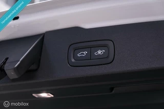 Volvo V60 Volvo V60 2.0 T8 Recharge AWD R-Design | NL auto | DAB+ | CarPlay | Adaptive | Blis | Rijklaar | - afbeelding nr 53