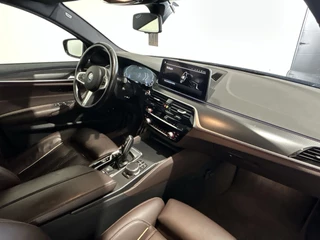 BMW 5 Serie BMW 5 Serie Touring 530e Business Edition Plus | M-sport pakket | Parking pack | Connected pack professional - afbeelding nr 10
