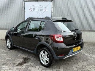 Dacia Sandero Stepway Dacia Sandero 0.9 TCe Stepway Lauréate 2015 / Airco / Navigatie / Bluetooth / 2e eigenaar NAP - afbeelding nr 6