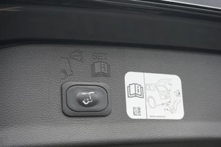 Ford Kuga Ford Kuga 120PK Titanium TREKHAAK | CARPLAY | KEYLESS | CAMERA | ELEK.KLEP - afbeelding nr 38
