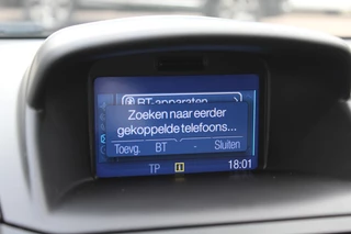 Ford Fiesta Ford Fiesta 1.0 EcoBoost ST Line / Navigatie / Parkeerhulp achter / 17'' / Xenon / DAB / Getint glas / Cruise Control - afbeelding nr 21