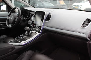 Renault Espace Renault Espace 1.6 TCe Initiale Paris 7p. / Full option! / Trekhaak / Panoramadak / Camera / Head-up / 19'' / Leder / Stuurverwarming / Navigatie / Keyless / Dodehoek / DAB / Stoelverwarming / ACC - afbeelding nr 6