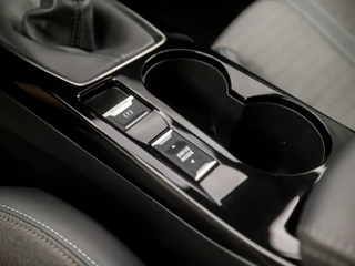 Peugeot 208 (APPLE CARPLAY, GROOT NAVI, 360 CAMERA, LEDER, GETINT GLAS, SPORTSTOELEN, LM VELGEN, LED KOPLAMPEN, LANE ASSIST, PARKEERSENSOREN, NIEUWSTAAT) - afbeelding nr 11