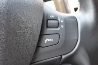 Peugeot 2008 Peugeot 2008 1.2 PT 82pk Executive automaat ECC/pano/cruise/navi/trekhaak - afbeelding nr 19