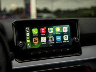 SEAT Arona SEAT Arona 1.0 EcoTSI 116pk FR DSG | Full LED | Keyless | ParkAssist + Camera | App-Connect | Armsteun vóór | Black Pack | Wireless Charge - afbeelding nr 19