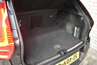 Volvo XC40 Volvo XC40 T4 211pk Inscription | 20'' | Schuifdak | Harman/Kardon - afbeelding nr 44