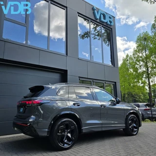 Volkswagen Tiguan Volkswagen Tiguan 1.5 eTSI R-Line BLACKSTYLE DELFIN PANO 360 - afbeelding nr 8