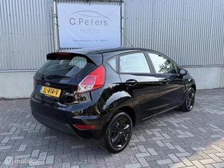 Ford Fiesta Ford Fiesta 1.0 Style 80pk 2016 5deurs / Airco / Led verlichting / 2e eigenaar NAP - afbeelding nr 6
