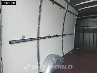 Iveco Daily Iveco Daily 35S21 210PK 3.0L Black Edition 2025 model ACC LED Trekhaak Camera Navi 12m3 Airco Trekhaak - afbeelding nr 21