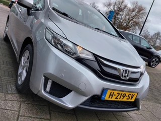 Honda Jazz 1.3 i-VTEC 102pk Comfort | Navi | Airco | Cruise | Bluetooth Carkit+Streaming |  Pdc V+A | Stoelverwarming | Rijstrook+Licht+Regensensor | 15''lm | Trekhaak - afbeelding nr 38