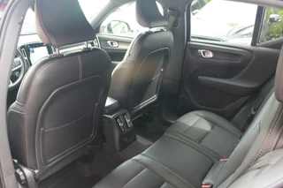 Volvo XC40 Volvo XC40 T4 Recharge R-Design | Parkeercamera | Stoelverwarming | Leder | Trekhaak | Glossy Black | Keyless - afbeelding nr 21