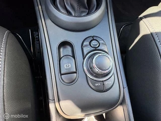 MINI Countryman Countryman 2.0  PHEV  Automaat 224 pk All4 Cooper SE  Business Edition Navigatie ,  Camera Achter , Parkeerhulp , Velgen , lederen bekelding met verwarming , Lage km stand 6.045 km ! - afbeelding nr 32