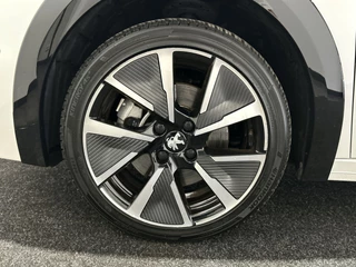 Peugeot e-208 Peugeot e-208 EV GT Pack 50 kWh | Zwart dak | 100 % dealeronderhouden | Soh (batterijcheck) 91,06 % - afbeelding nr 2