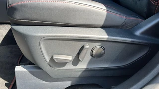Ford Kuga Ford Kuga 2.5 PHEV ST-Line X 225pk | Driver Assistance Pack | Winterpack | Wegklapbare Trekhaak | 1.500kg Trekgewicht  | All Weatherbanden - afbeelding nr 24