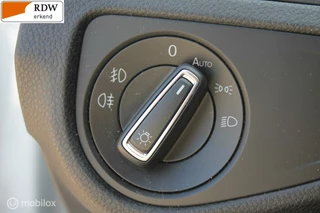 Volkswagen Golf Volkswagen Golf 1.0 TSI Comfortline Business 116PK NAP Carplay - afbeelding nr 24