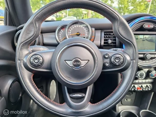 MINI Cooper MINI COOPER 1.5 COOPER CHILI SERIOUS BUSINESS / Panoramadak / Airco / - afbeelding nr 16