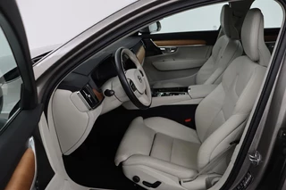 Volvo V90 Volvo V90 2.0 T6 AWD Recharge Business Pro | Trekhaak |  Leder | Stoel & stuurverwarming | Harman/Kardon | Adaptive cruise | Camera | Carplay | Keyless | Navigatie - afbeelding nr 4
