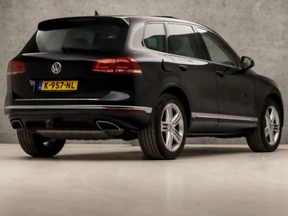 Volkswagen Touareg Volkswagen Touareg 3.0 TDI Sport 263Pk Automaat (PANORAMADAK, NAVIGATIE, LUCHTVERING, DYNAUDIO, STUUR/STOELVERWARMING, LEDEREN SPORTSTOELEN, TREKHAAK, ADAPTIVE CRUISE, XENON, CAMERA, NIEUWE APK, NIEUWSTAAT) - afbeelding nr 5