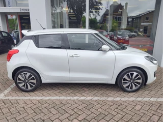Suzuki Swift Suzuki Swift 1.0 BOOSTERJET STIJL AUTOMAAT Navi | Clima | Cruise - afbeelding nr 6