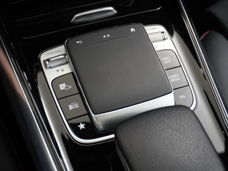 Mercedes-Benz B-Klasse Mercedes-Benz B-Klasse 180 AMG // Panoramadak // Camera // Augemented Reality // Carplay // Elek. Achterklep // Night Pakket // Cruise Control - afbeelding nr 39