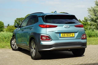 Hyundai Kona Hyundai Kona EV Premium 64 kWh Warmtepomp | Surf Blue | Leder/Stoelverwarming-koeling/LED/Carplay/Complete auto! - afbeelding nr 8