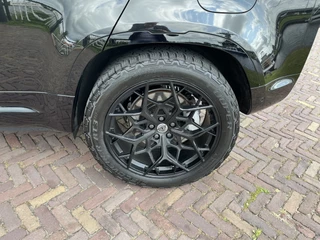 Land Rover Defender Land Rover Defender 110 2.0 P400e 110 X Dynamic 50% deal 43.475,- ACTIE 22 inch Urban / Meridian / Stoel verkoeling-verwarming / 360° camera / Stuur verwarming - afbeelding nr 3