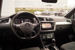 Volkswagen Tiguan Volkswagen Tiguan 1.4 TSI 150pk R-Line Business -PANO-LED-ECC-NAVI-PDC- - afbeelding nr 9