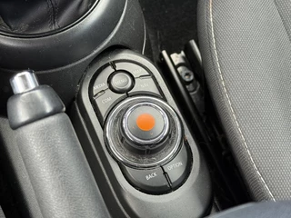 MINI One MINI One Mini 1.5 First Salt/Airco/Cruise/Navigatie/Stoelverwarming - afbeelding nr 19