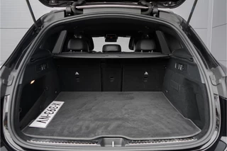 Mercedes-Benz GLC AMG Line Night Distronic Camera Trekhaak - afbeelding nr 6