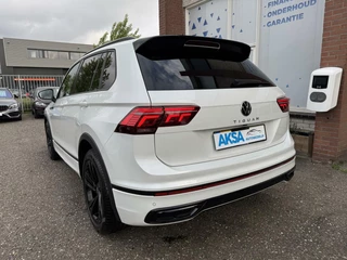 Volkswagen Tiguan Volkswagen Tiguan 1.5 TSI 150pk R-Line 3 x R-Line Pano DSG Camera Keyless Matrix LED 19inch - afbeelding nr 22