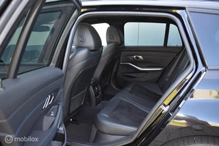 BMW 3 Serie BMW 320d Touring xDrive M-Sport Sapphirschwarz Pano Live-Cockpit Keyless HiFi DAB LED-verlichting - afbeelding nr 7