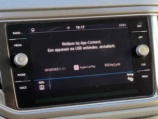 Volkswagen T-Roc Volkswagen T-Roc 1.0 TSI Style | Adeptive Cruise Control | Trekhaak | Navigatie | Parkeersensoren | Apple CarPlay/Android Auto - afbeelding nr 15
